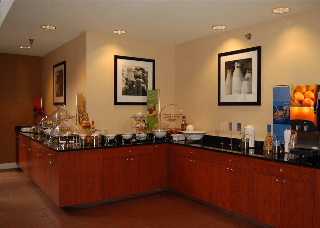 Larkspur Landing South Bend Restaurante foto